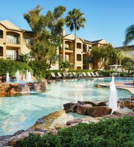 Camden Breakers Apartments in Corpus Christi, Texas