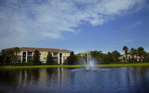 Camden World Gateway Apartments in Orlando, Florida